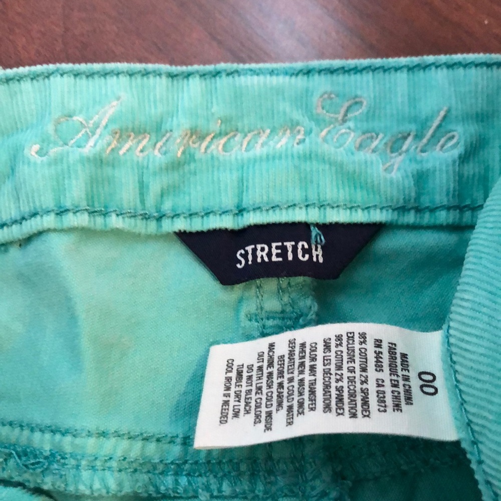 Shorts - Picture 3 of 3